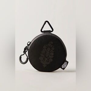 NWT FP Movement by Free People Essentials Only Pouch - Black